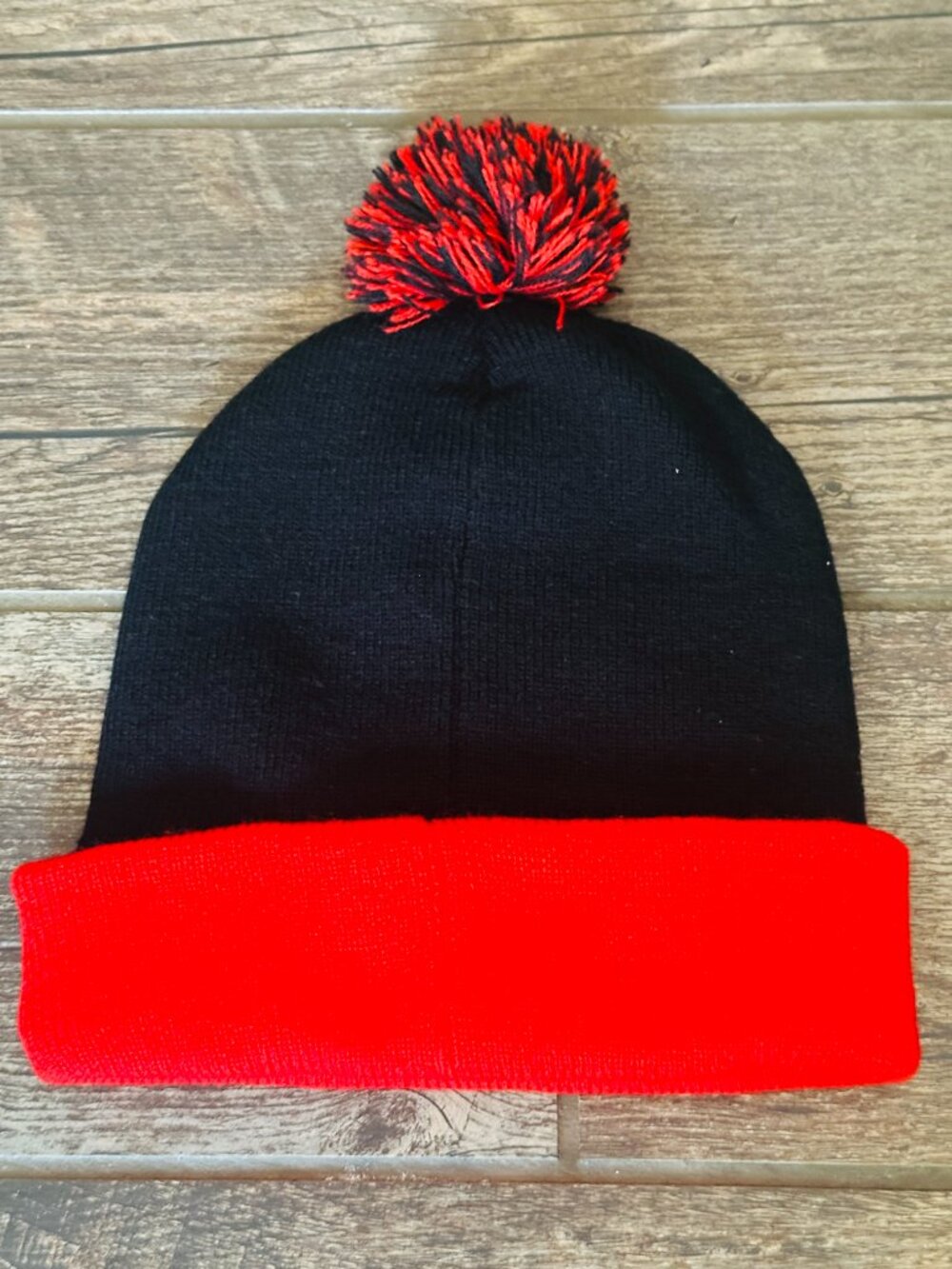 California Republic Knit Beanie Hat Pom Pom Excellent Without Tags SNCO 2005 vtg - Picture 2 of 3